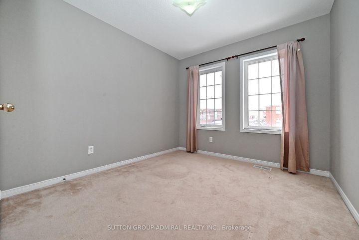 Photo 33 at 41 Big Hill Crescent, Patterson, Vaughan