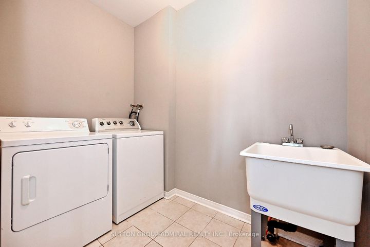 Photo 42 at 41 Big Hill Crescent, Patterson, Vaughan