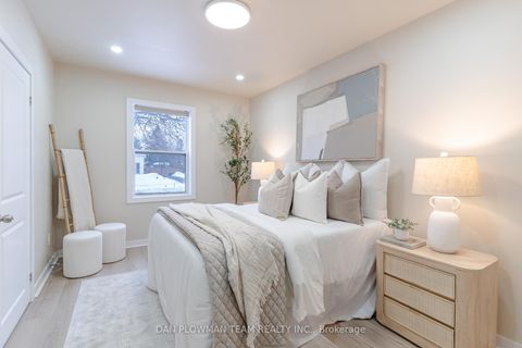 Photo 12 at 752 Douglas Street, Lakeview, Oshawa