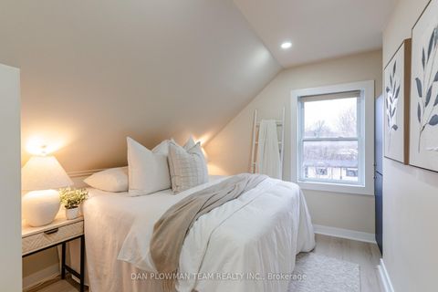 Photo 18 at 752 Douglas Street, Lakeview, Oshawa