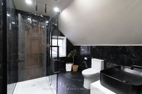 Photo 21 at 752 Douglas Street, Lakeview, Oshawa