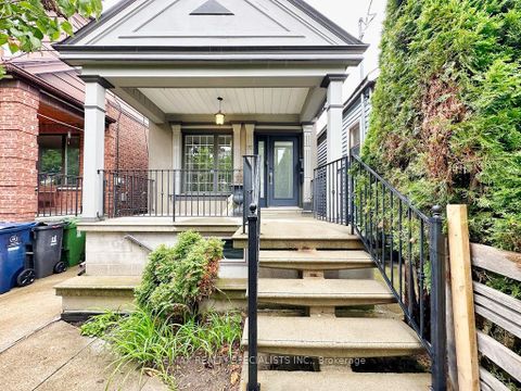Photo 1 at 252 Earlscourt Avenue, Fairbank, Toronto