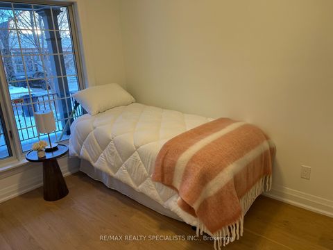 Photo 7 at 252 Earlscourt Avenue, Fairbank, Toronto