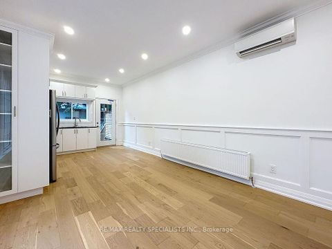 Photo 10 at 252 Earlscourt Avenue, Fairbank, Toronto