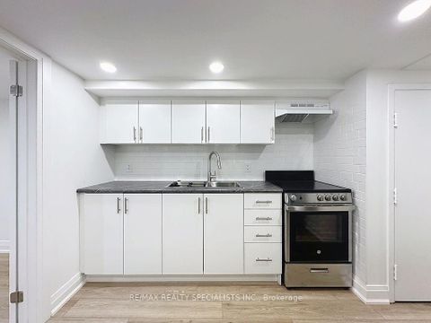 Photo 26 at 252 Earlscourt Avenue, Fairbank, Toronto