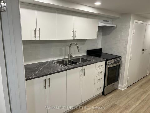 Photo 27 at 252 Earlscourt Avenue, Fairbank, Toronto