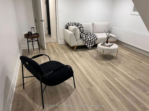 Photo 34 at 252 Earlscourt Avenue, Fairbank, Toronto