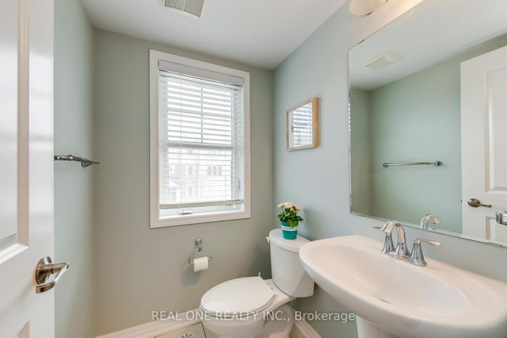 Photo 28 at 369 Timberland Gate, GO Glenorchy, Oakville