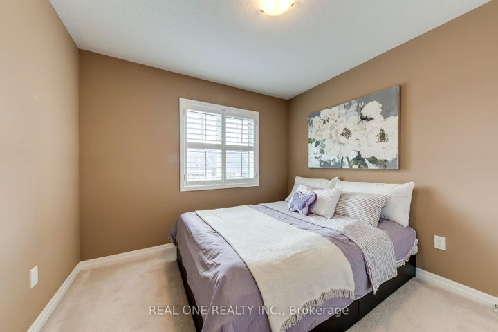 Photo 37 at 369 Timberland Gate, GO Glenorchy, Oakville