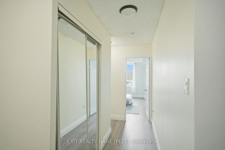 Photo 3 at 407 - 5 Lisa Street, Queen Street Corridor, Brampton