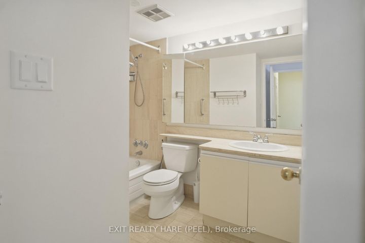 Photo 6 at 407 - 5 Lisa Street, Queen Street Corridor, Brampton