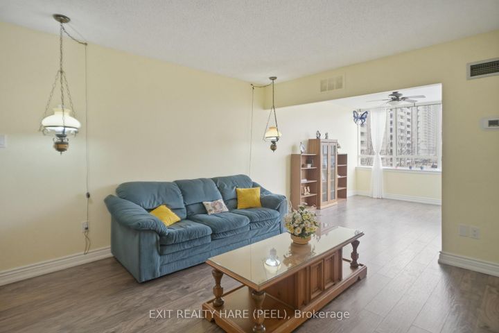 Photo 7 at 407 - 5 Lisa Street, Queen Street Corridor, Brampton