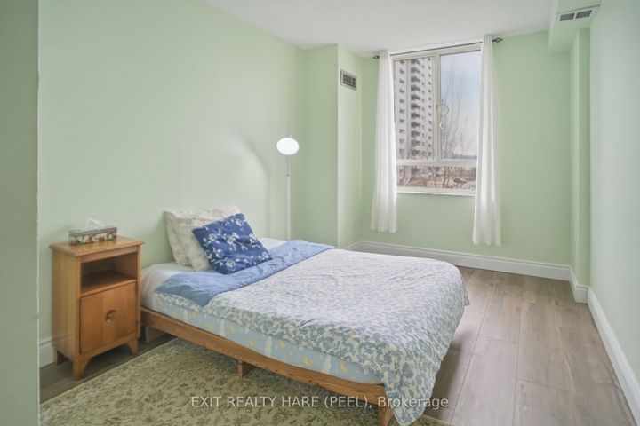 Photo 13 at 407 - 5 Lisa Street, Queen Street Corridor, Brampton