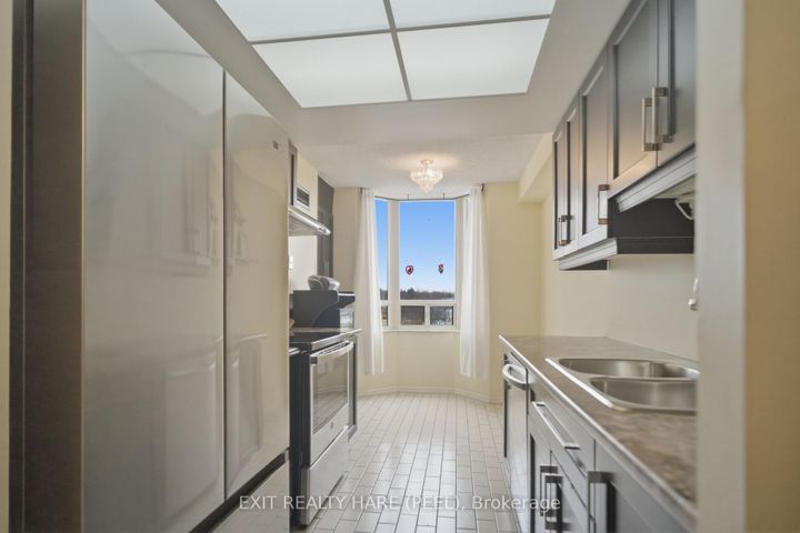 Photo 15 at 407 - 5 Lisa Street, Queen Street Corridor, Brampton