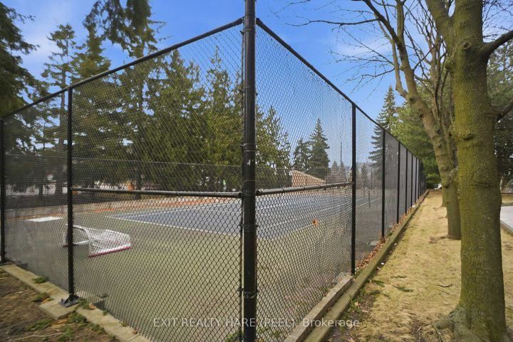 Photo 25 at 407 - 5 Lisa Street, Queen Street Corridor, Brampton