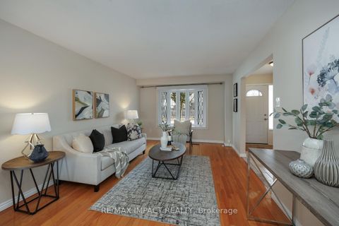 Photo 15 at 672 Galahad Drive, Eastdale, Oshawa