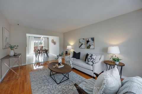 Photo 18 at 672 Galahad Drive, Eastdale, Oshawa