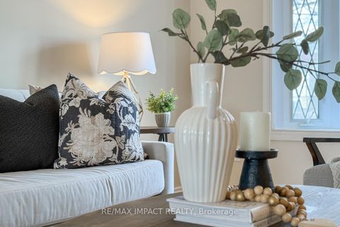 Photo 19 at 672 Galahad Drive, Eastdale, Oshawa