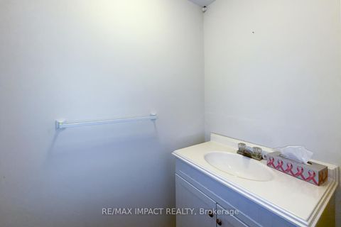 Photo 38 at 672 Galahad Drive, Eastdale, Oshawa