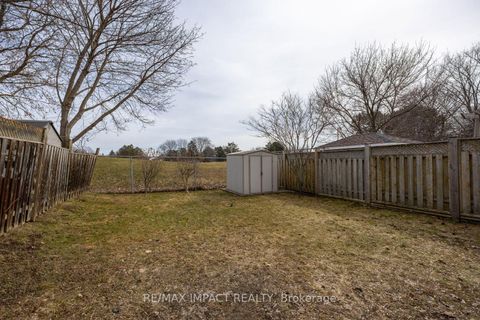 Photo 45 at 672 Galahad Drive, Eastdale, Oshawa