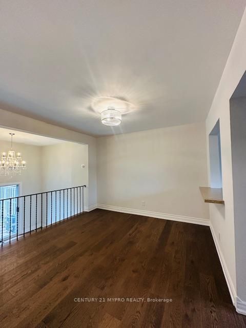 Photo 5 at #61 - 120 Beverly Glen Boulevard, L'Amoreaux, Toronto