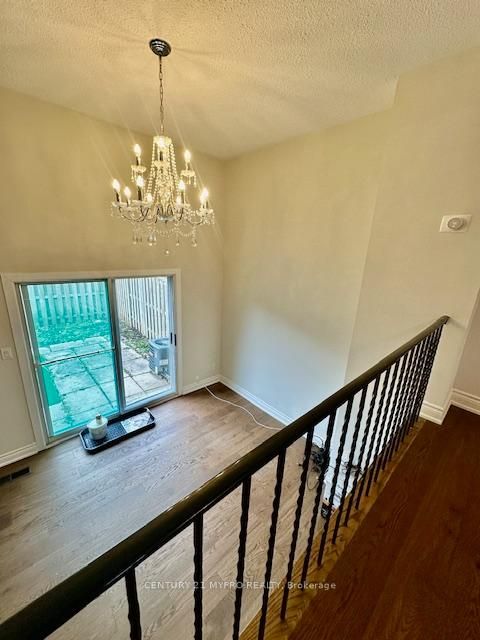 Photo 6 at #61 - 120 Beverly Glen Boulevard, L'Amoreaux, Toronto