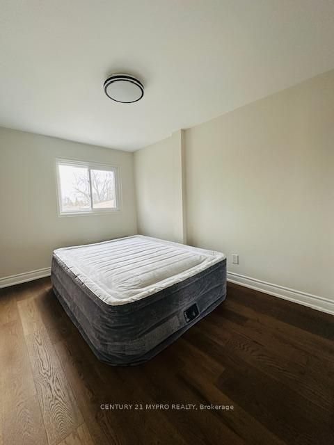 Photo 9 at #61 - 120 Beverly Glen Boulevard, L'Amoreaux, Toronto