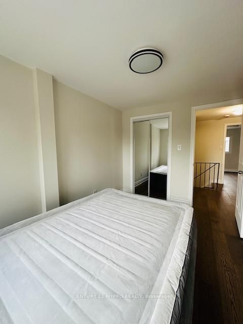 Photo 12 at #61 - 120 Beverly Glen Boulevard, L'Amoreaux, Toronto