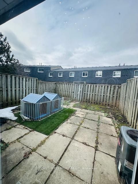 Photo 15 at #61 - 120 Beverly Glen Boulevard, L'Amoreaux, Toronto