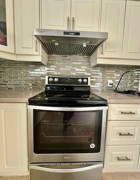 Photo 16 at #61 - 120 Beverly Glen Boulevard, L'Amoreaux, Toronto