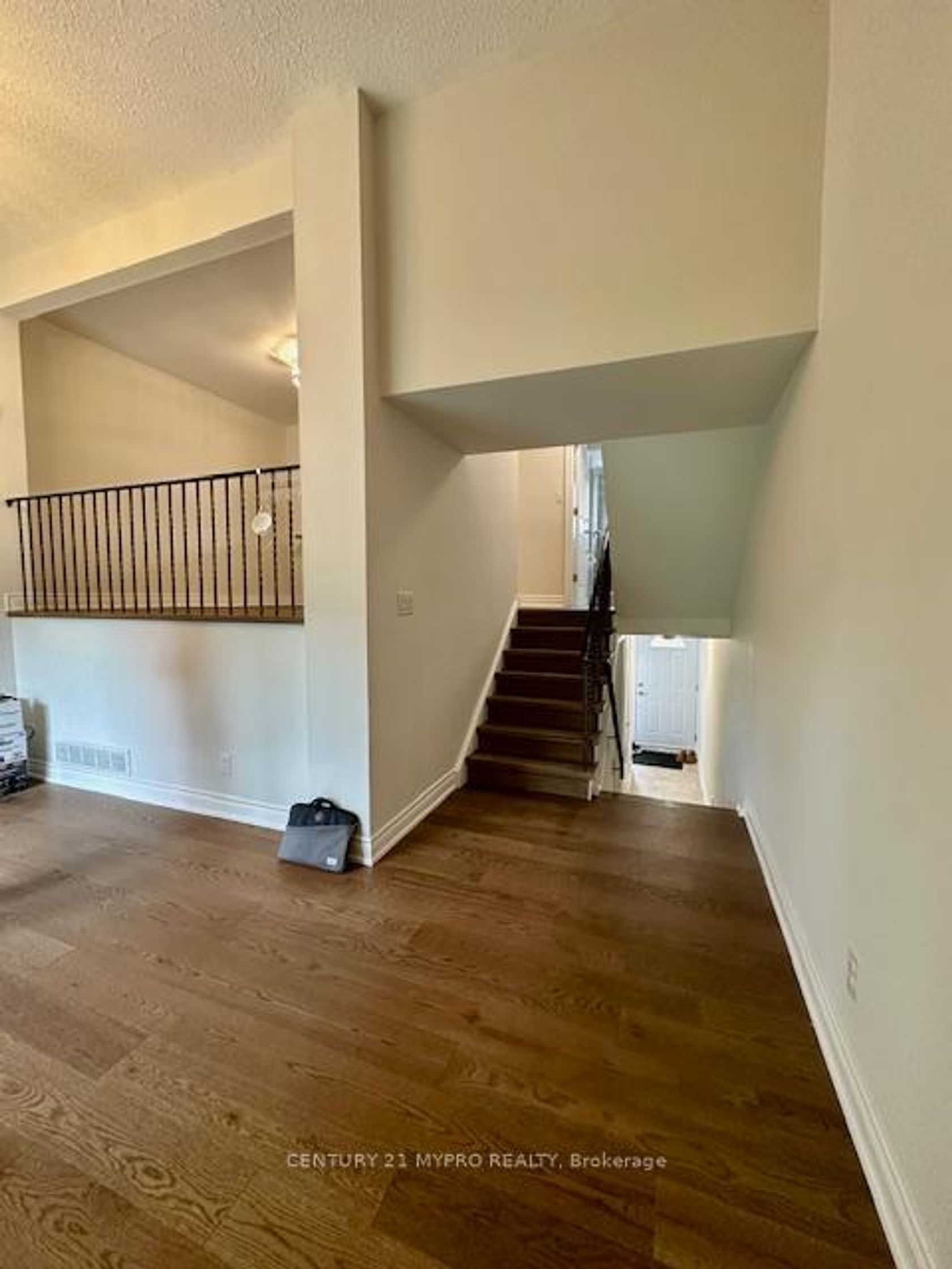 #61 - 120 Beverly Glen Boulevard, L'Amoreaux, Toronto 