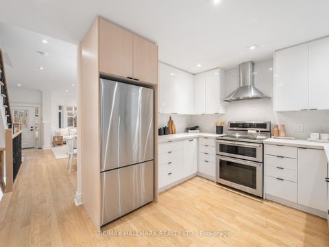 Photo 9 at 26 Eastmount Avenue, Danforth, Toronto