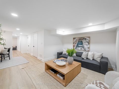 Photo 37 at 26 Eastmount Avenue, Danforth, Toronto