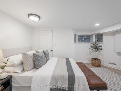 Photo 38 at 26 Eastmount Avenue, Danforth, Toronto