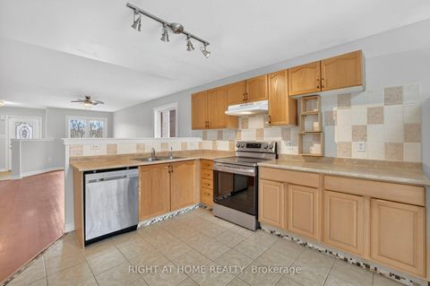 Photo 15 at 16 Glenhill Drive, Painswick South, Barrie