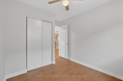 Photo 23 at 16 Glenhill Drive, Painswick South, Barrie