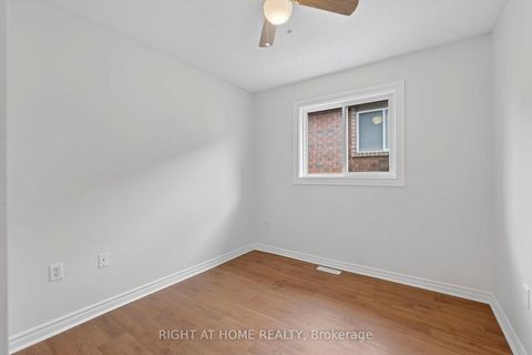 Photo 24 at 16 Glenhill Drive, Painswick South, Barrie