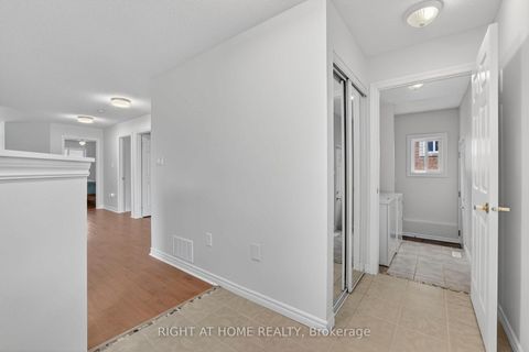 Photo 28 at 16 Glenhill Drive, Painswick South, Barrie