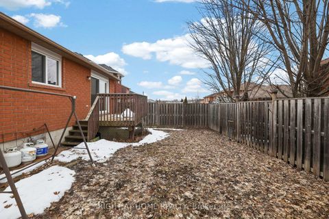 Photo 36 at 16 Glenhill Drive, Painswick South, Barrie