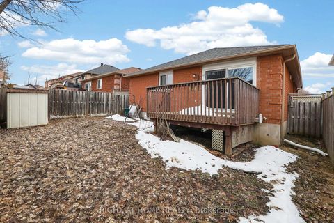 Photo 37 at 16 Glenhill Drive, Painswick South, Barrie