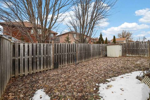 Photo 38 at 16 Glenhill Drive, Painswick South, Barrie