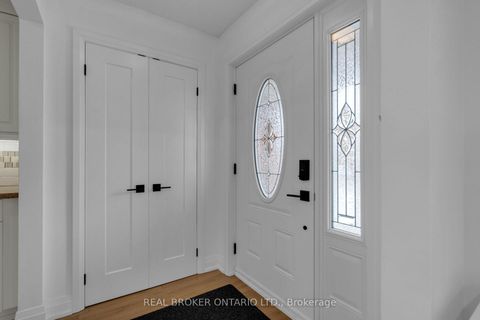 Photo 3 at 15 Buchanan Street, Grove East, Barrie