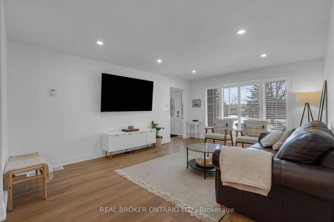 Photo 5 at 15 Buchanan Street, Grove East, Barrie