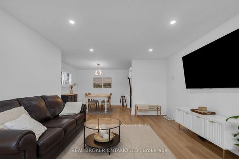 Photo 6 at 15 Buchanan Street, Grove East, Barrie