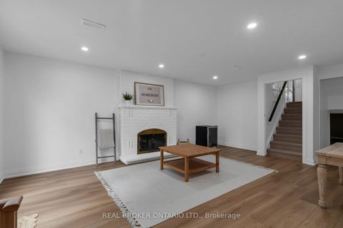 Photo 28 at 15 Buchanan Street, Grove East, Barrie