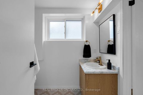 Photo 34 at 15 Buchanan Street, Grove East, Barrie