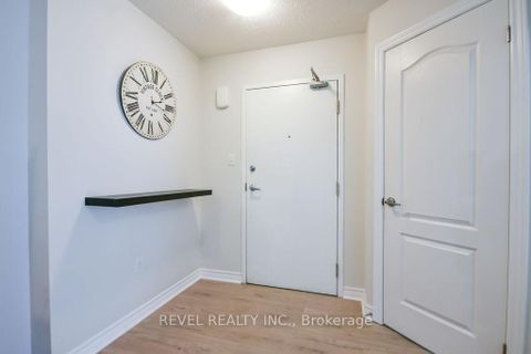 Photo 3 at 5 - 51 Ferndale Drive S, Ardagh, Barrie