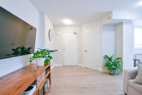 Photo 4 at 5 - 51 Ferndale Drive S, Ardagh, Barrie