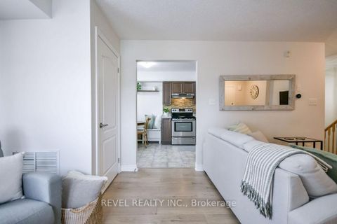 Photo 11 at 5 - 51 Ferndale Drive S, Ardagh, Barrie