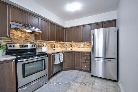 Photo 16 at 5 - 51 Ferndale Drive S, Ardagh, Barrie